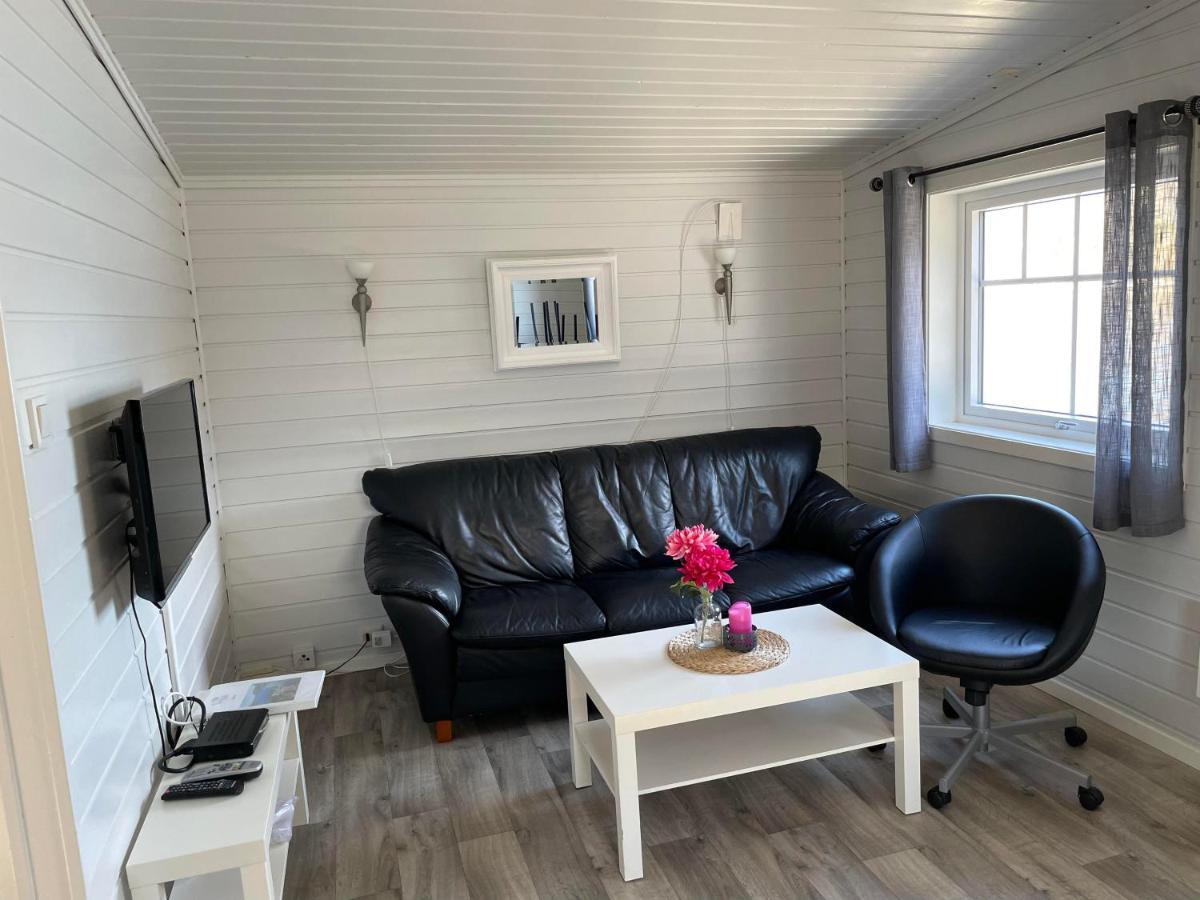 Skottneset Feriesenter Hotel Barmen Bagian luar foto